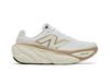 New Balance Fresh Foam X More v5 Weiß Meersalz Hellgold Metallic (W.