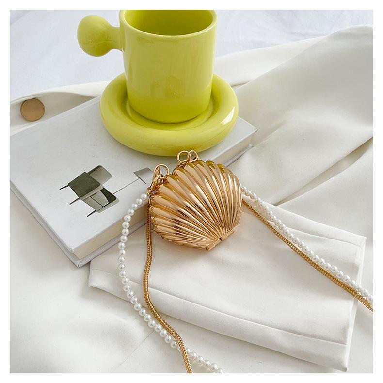 2025 New Summer Lipstick Bags for Women Fashion Pearl Mini Purse Crossbody Bag High Quality Gold Shell Bag Designer Shoulder Bag