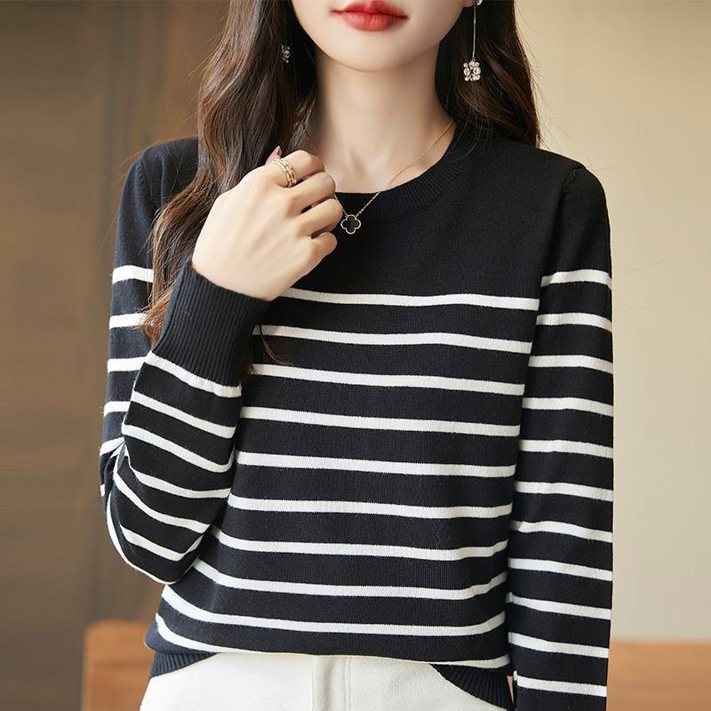 Striped Knitted Base Sweater for Women Loose Fitting Sweater for Slimming Long Sleeved Top
