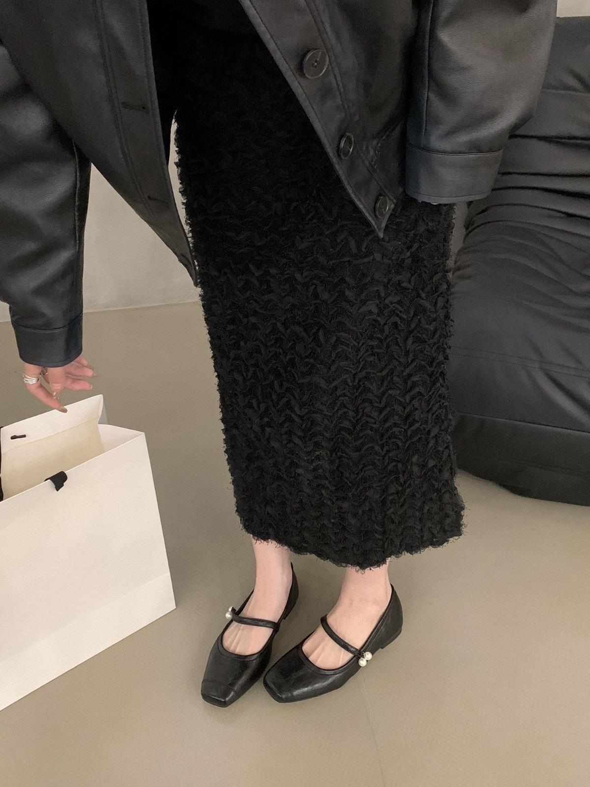 

French retro Mary Jane shoes women s shoes 2024 new spring and autumn one-word with pearl temperament flat-bottomed light-mouth shoes 39 чёрный