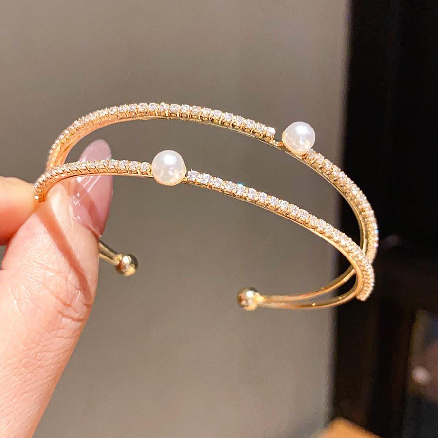 Minimalist Zircon Pearl Double Layer Bracelets For Women With Geometric Design