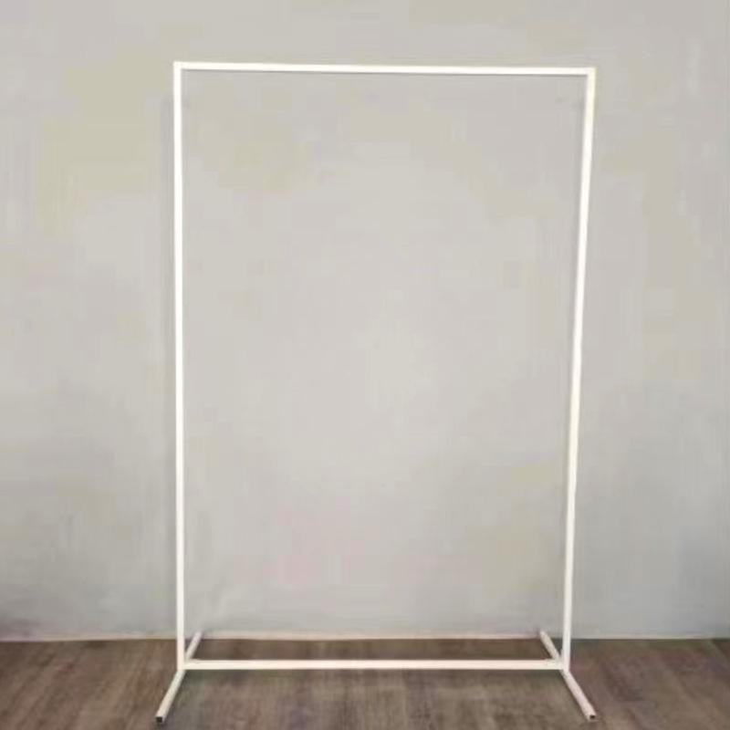 Suport de bun venit geometric din fier pentru nuntă și marcatoare pentru culoar pentru decor exterior