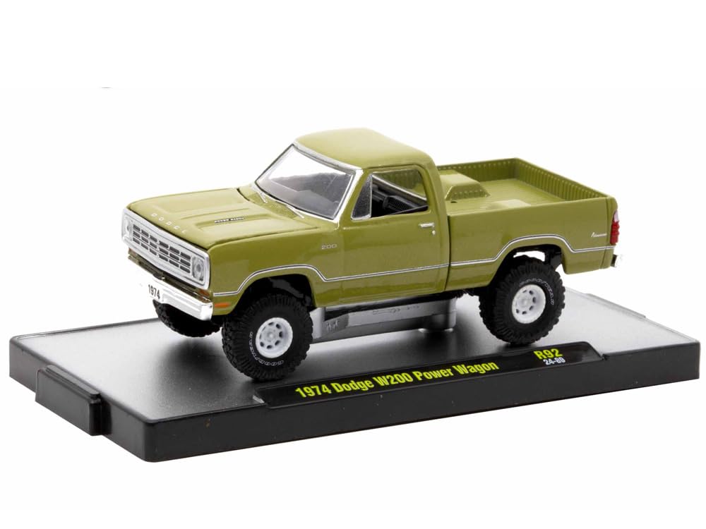 M2 Machines Scale Sentics Release Dodge W200 Power 164 "Auto 92" "1974 Wagon"