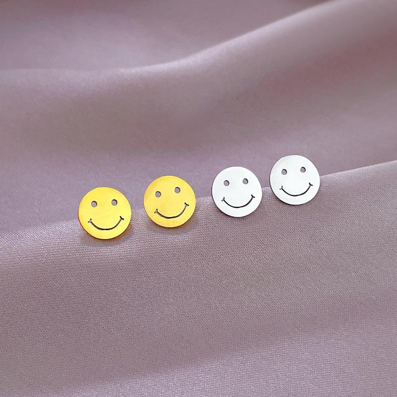 Round Smiley Face Minimalist Stud Earrings Cold Men'S And Women'S Earrings Personality Temperament Banquet Earrings