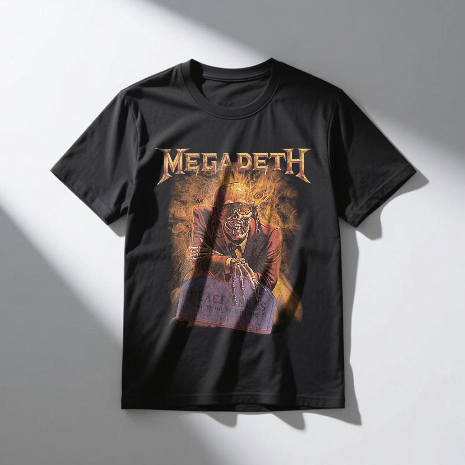 Megadeth Retro Graphic T-Shirt: Vintage Heavy Metal Band Tee M