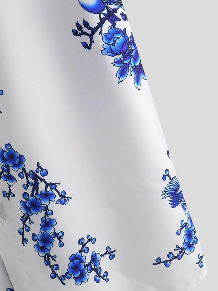 Herren Hemd mit Kragen, lässig, mit Tuschemalerei-Pflaumenblüten-Print, kurzärmlig, für den Strand - Sommerkollektion 2024 Südostasien, Europa und Amerika