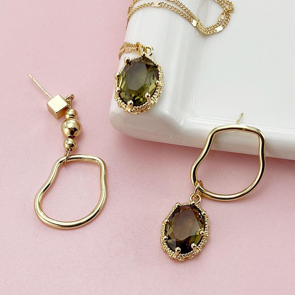 SIMJOO Stylish Asymmetrical Necklace Set with Earrings