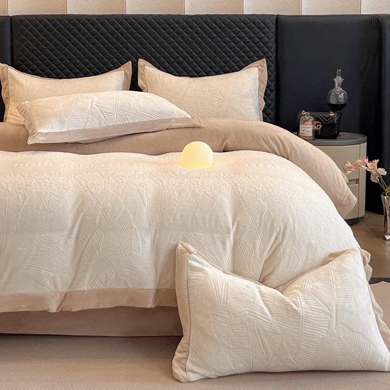 

Плотный бархатный детский комплект постельного белья из четырех предметов: Однотонная простыня и пододеяльник для осени и зимы 1.2 Bed 3-Piece Set Duvet 150x200