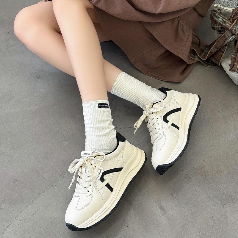 Women's Autumn New Leather Thick-soled Lightweight Height-increasing Jogging Shoes Casual Sports Simple White Shoes