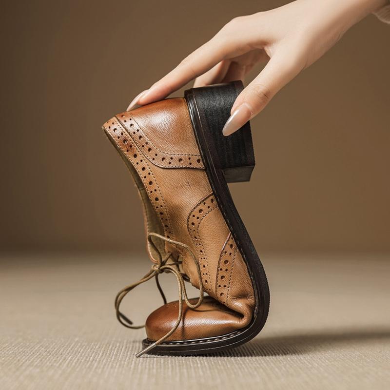 Fashion NEW Autumn/Spring Women Pumps Genuine Leather Shoes for Women Square Toe Chunky Heel Shoes Lace-up Hollow Brogues Daily Shoes