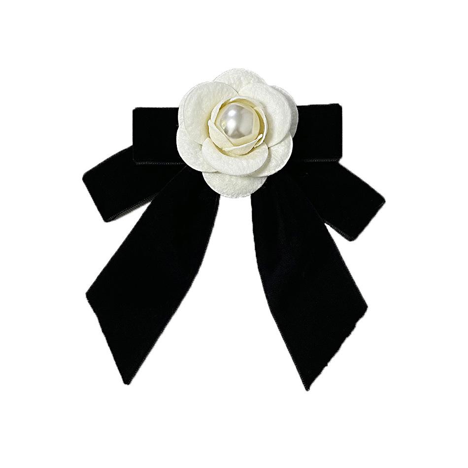 French Black Velvet Camellia Collar Pin Brooch for Women – Elegant Bow Decoration in Fragrance Style