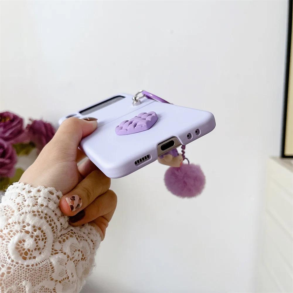 For Samsung Galaxy Z Flip 7 FE Cartoon Bear Love Heart Case For Samsung Z Flip 7 6 5 4 ZFlip 7 Hairball 3D Cartoon Pendant Cover