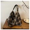 Woolen plaid bag women's large-capacity new autumn and winter versatile shoulder messenger bag casual