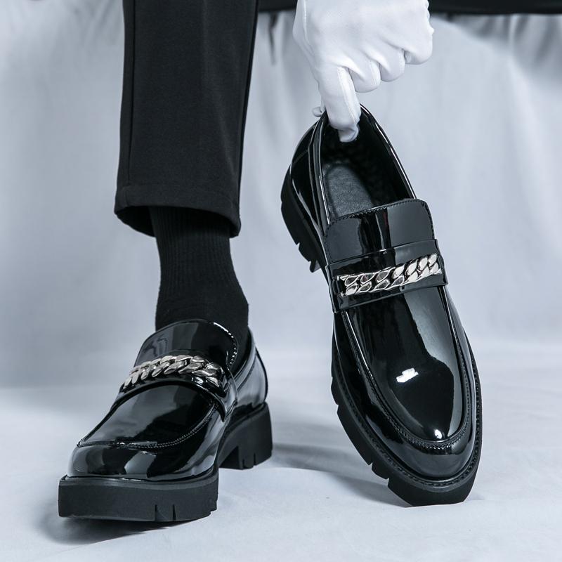 Fashion Fashion Brand Men's Thick Soled Raised Patent Leather Oxford Shoes Spring New Pointed Comfortable Casual Dress Leather Shoes