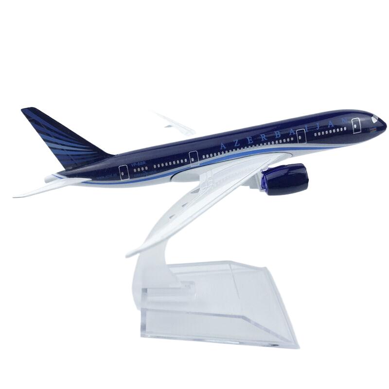 

Азербайджан 787 Модель самолета из сплава 16 см синий
