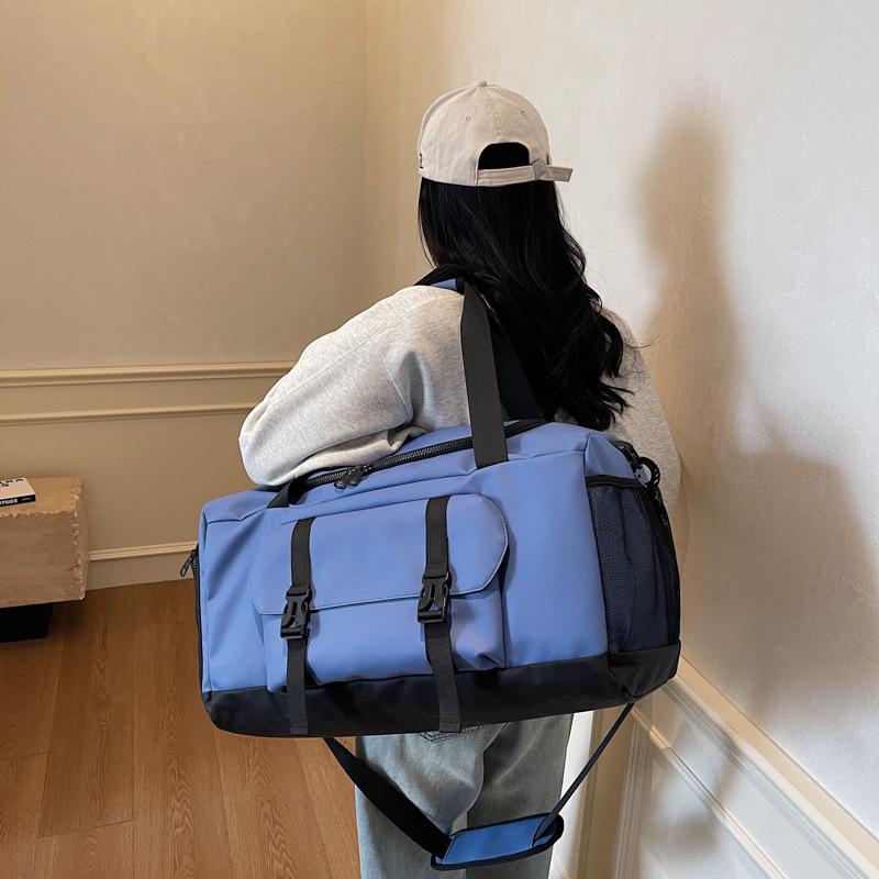 Large capacity sports fitness bag trendy business trip hand luggage dry and wet separation messenger large bag training bag