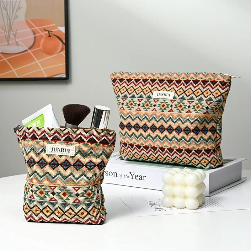 Women's Makeup Bag Capacity Lipstick Air Cushion Sanitary Napkin Storage Bag Portable Canvas Clutch Bag