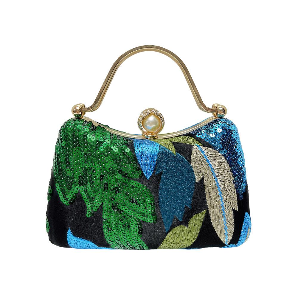 Embroidered Evening Bag Clutch for Ladies Cheongsam Handbag with Diamond Accents Handbag for Carrying Large Items