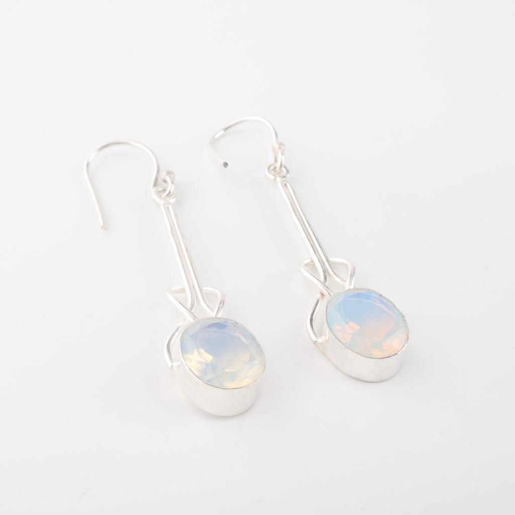 Milchiger Opal Edelstein 925 Sterlingsilber Schmuck Handgefertigte Hängeohrringe 1,76" EE-171-20
