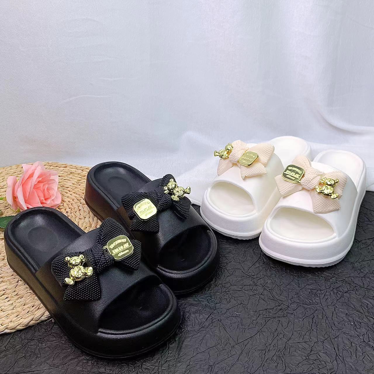 

Slippers women s new thick-soled bear bow slippers women s spring and summer fashion one-word slippers 36/37