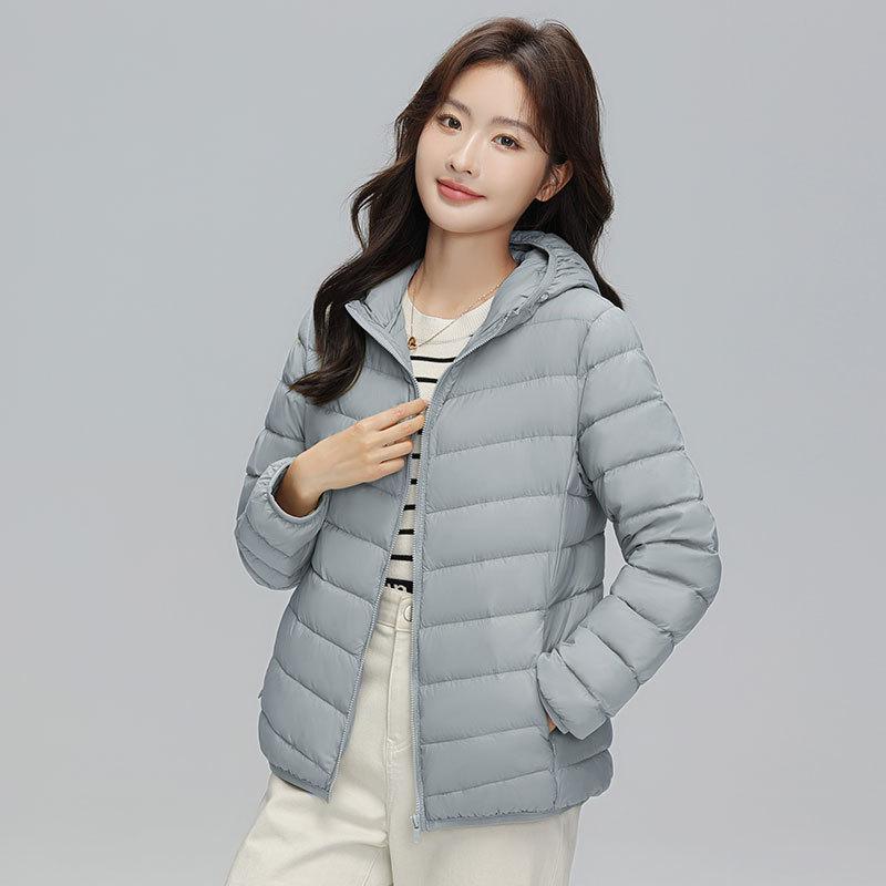 Fashion Light Down Jacket Women's Short Autumn and Winter New Ultra-light Hooded Light Warm Thin Coat
