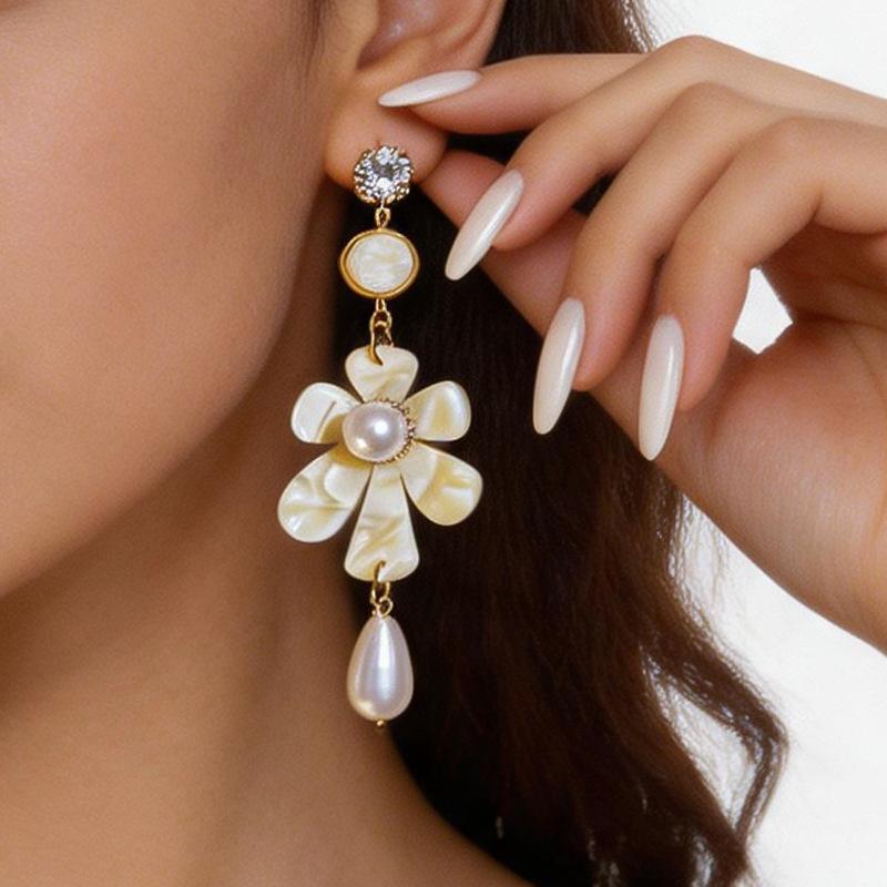 Retro Ethnic Silver Needle Water Drop Pearl Flower Stud Earrings with Diamond Inlay