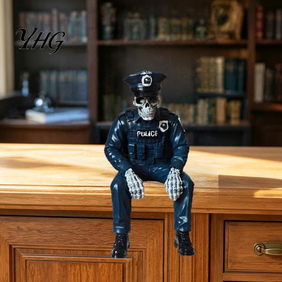 Skull Collection Pieces Halloween Skeleton Ornament, Policeman/Military Resin Gothic Figurine, Spooky Bookshelf Decorations Dark Style Sitting