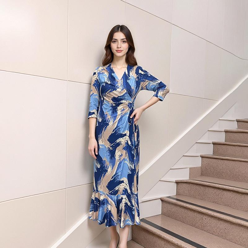 French Elegance: V-Neck Slimming Ruffle Dress with Spring Prints XXL