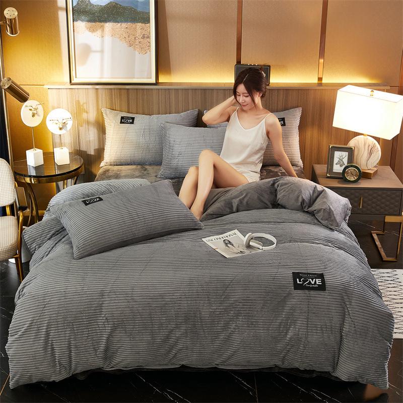 Four-Piece Winter Rabbit Velvet Bedding Set: Flannel Duvet & Warm Thickened Quilt Covers