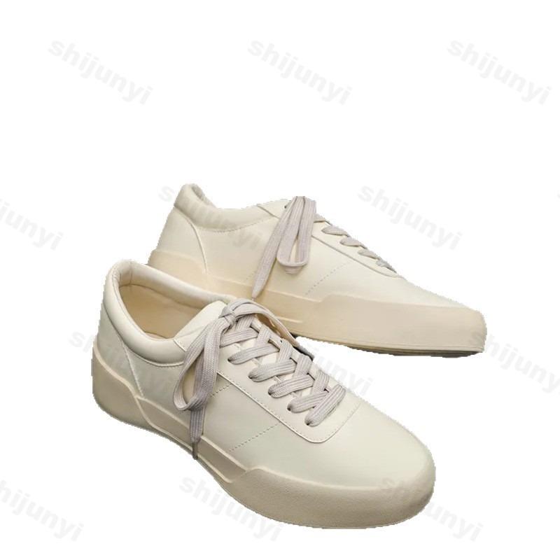 Fashion 2025 New Autumn Niche Design Casual Thick Soled Non Slip Shoes for Men Fashion Trend Comfortable Low Top Lace Up Chunky Sneakers