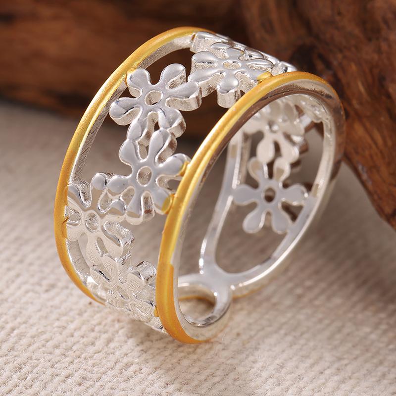 Ethnic Hand Carved Flower Women's Ring Two Color Metal Hollow Geometry Daily Wear Party Jewelry Anniversary Gift