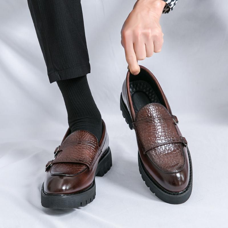 Fashion New British Mens Casual Shoes Luxury Brand Thick Soles Outdoor Work Shoes High Height Loafers Comfy Leather Dress Shoes Mocassin