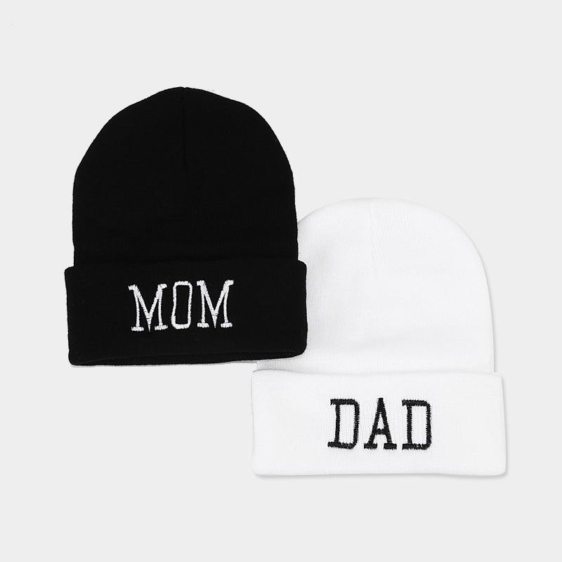 Autumn and Winter Fashion DAD MOM Embroidered Knitted Hat, Hot-selling Personalized Mom and Dad Wool Warm Hat
