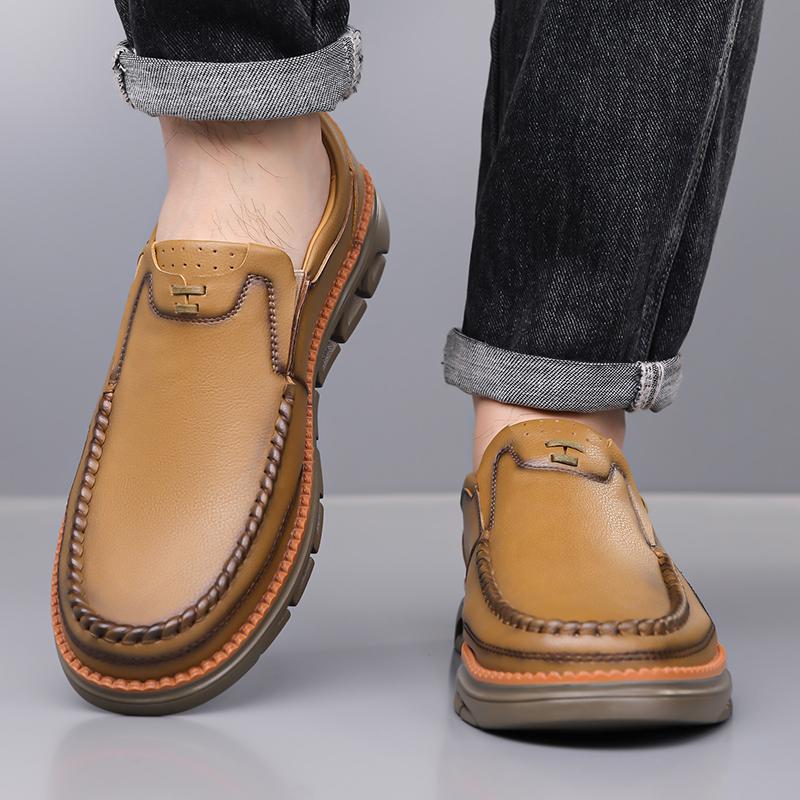 Vintage Mens Casual Leather Shoes Comfy Male Casual Loafers Handmade Moccasins Fashion Men'S Walking Shoes Outdoor Slip On Flats