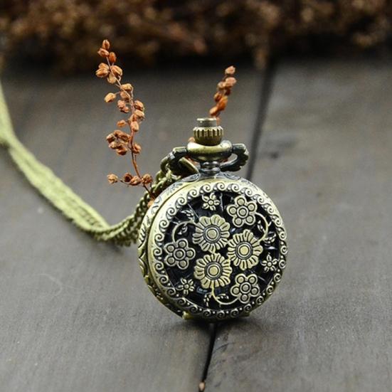 Retro Vintage Steampunk Quartz Necklace Carving Pendant Chain Clock Pocket Watch