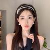"2024 French Romantic Pearl Headband: Super Fairy, High Skull Top, Internet Celebrity Style, Face Wash Hairpin Headdress"