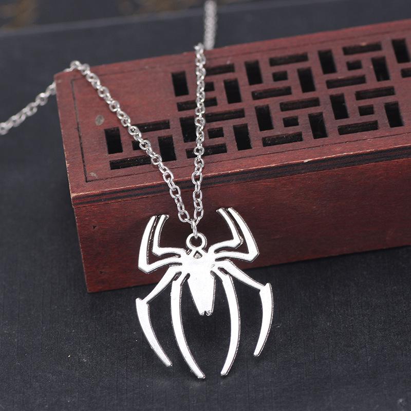 Exaggerated European & American Fashion Spider Necklace - Bold Personality Sweater Chain