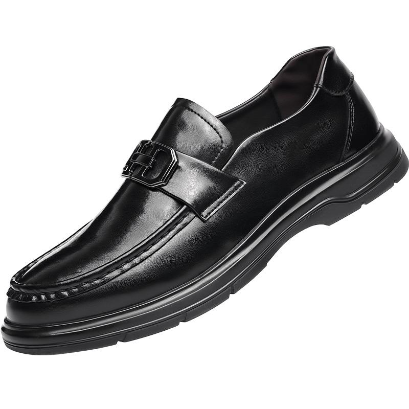 Men's shoes 2025 spring round head horse buckle casual Doudou shoes one pedal trend versatile soft leather business leather shoes