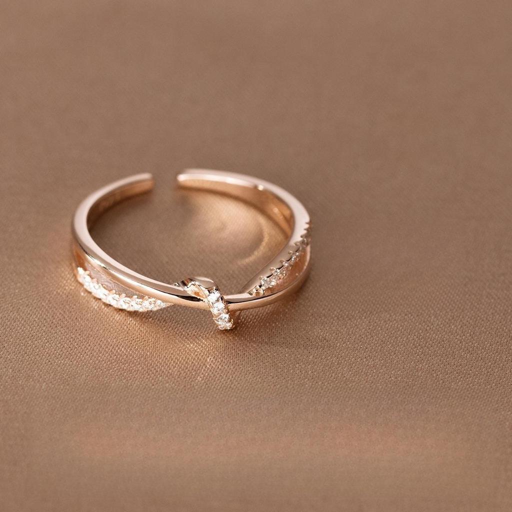 925 Sterling Silver Women's Cross Ring – Luxury Retro Design, High-End Open Band for Index Finger