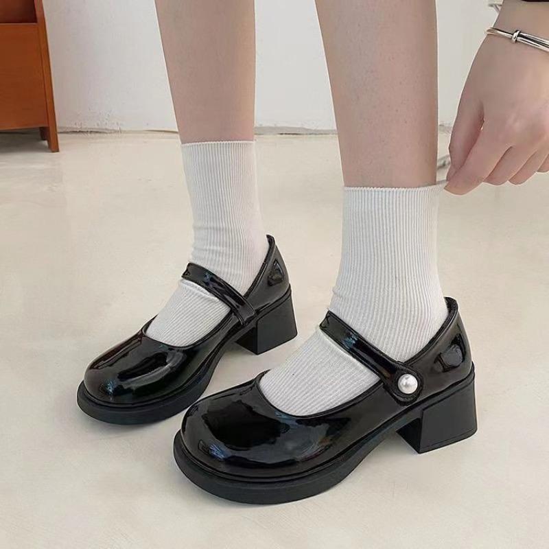 Dicke Absätze einzelne Schuhe Damen Herbst neue Perle Mary Jane mittelhohe Absätze kleine Lederschuhe Retro flache hohe Absätze