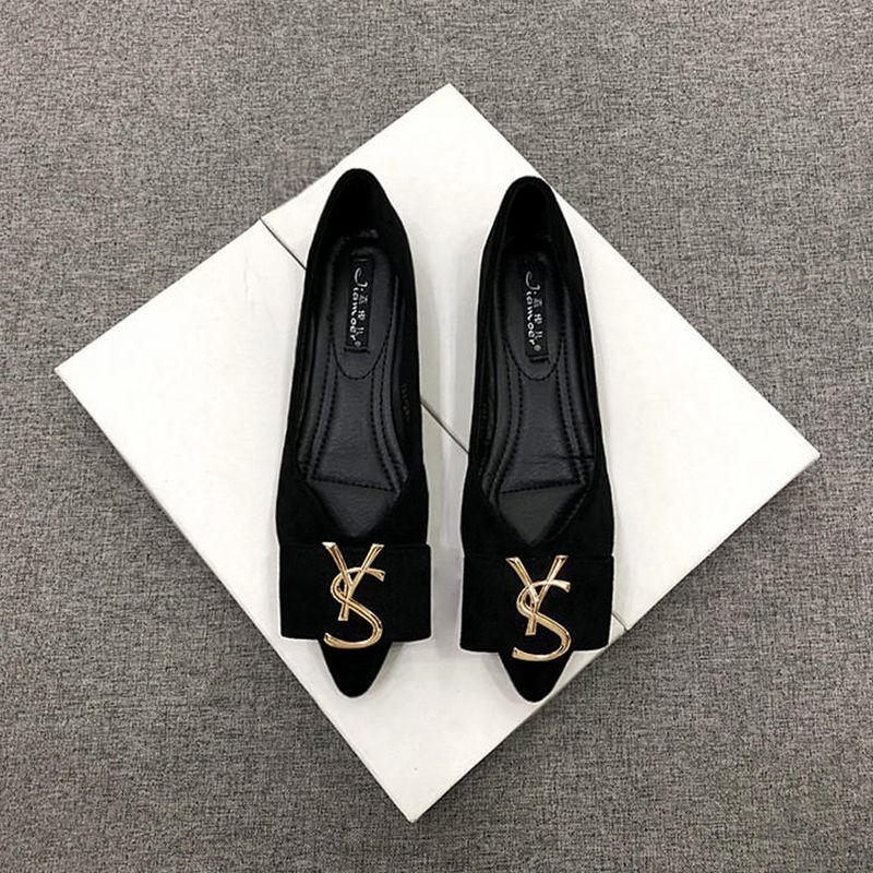 Fashion Flats Shoes Women's 2025 New Korean Style Shallow Mouth Pointed Toe Black Scoop Shoes Loafers Flats Women Lady Plus Size 34-44