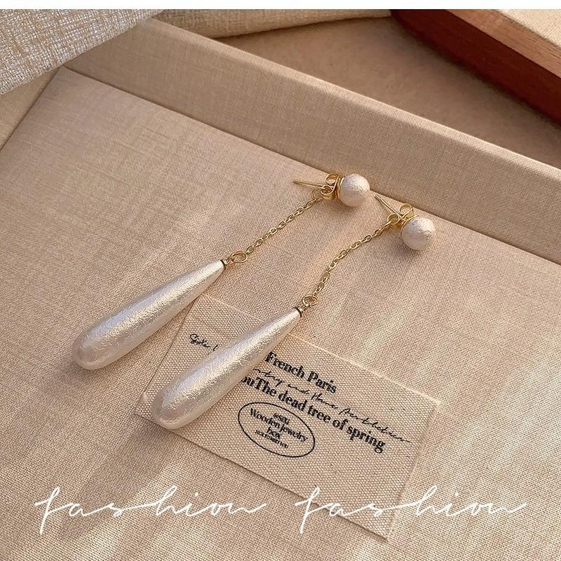 Elegant Textured Water Drop Pearl Two Ways Wearing Earrings For Women