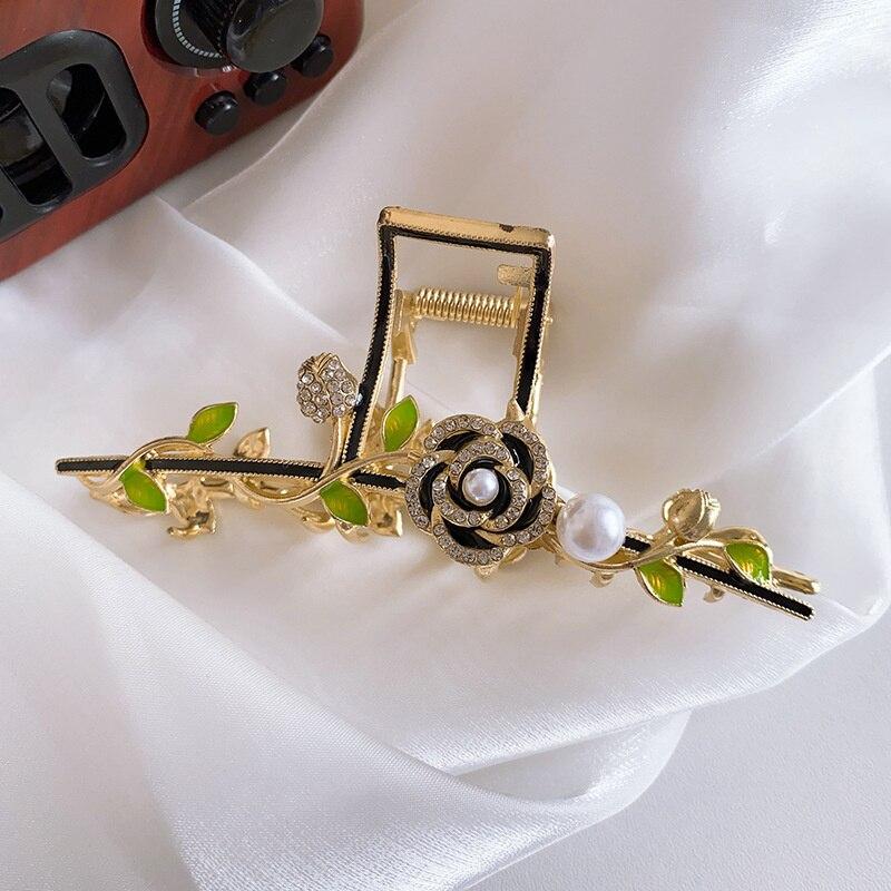 2023 New Vintage Butterfly Hair Claws Classic Pearl Hair Clips Hairpins Hairgrips For Women Hair Accessories Ornament Headwear