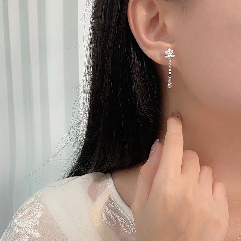Flower Happy Tassel Earrings Are Fresh Sweet Elegant and Versatile Niche Earrings