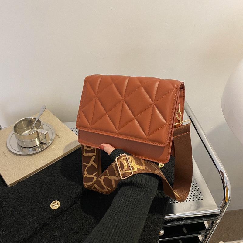 Fashi embossed flap women's crossbody bag, mini handbag, luxury square shoulder bag, plaid casual bag, waist bag