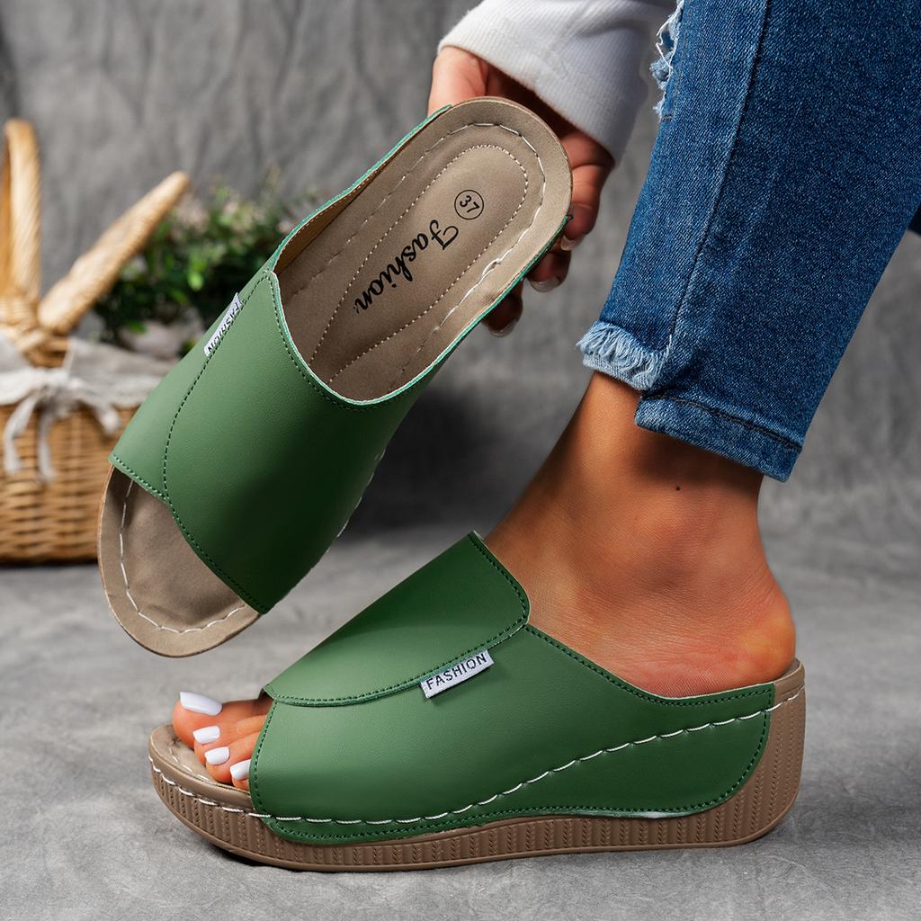 Fashion 2025 New Women Wedge Slippers Summer Fashion Slippers Open Toe Breathable Sandals Comfortable Buckle Woman Shoes Slides Women