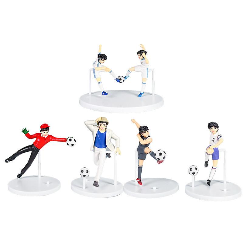 Captain Anime Tsubasa Character Playing Soccer Scene Model Ornament Desktop