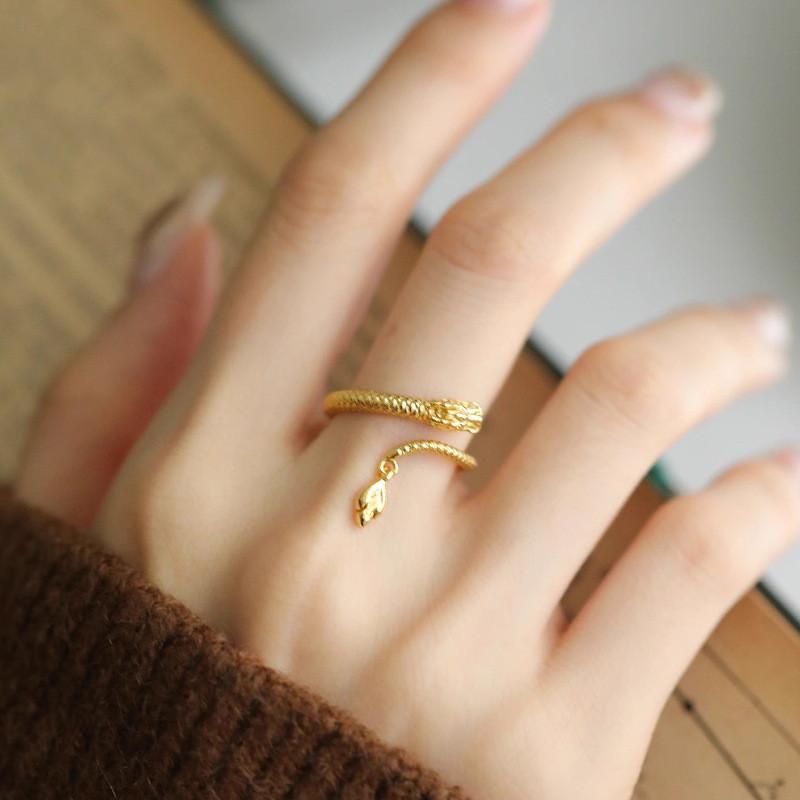 Exquisite Adjustable Open Finger Ring For Women Featuring Unique Geometric Design
