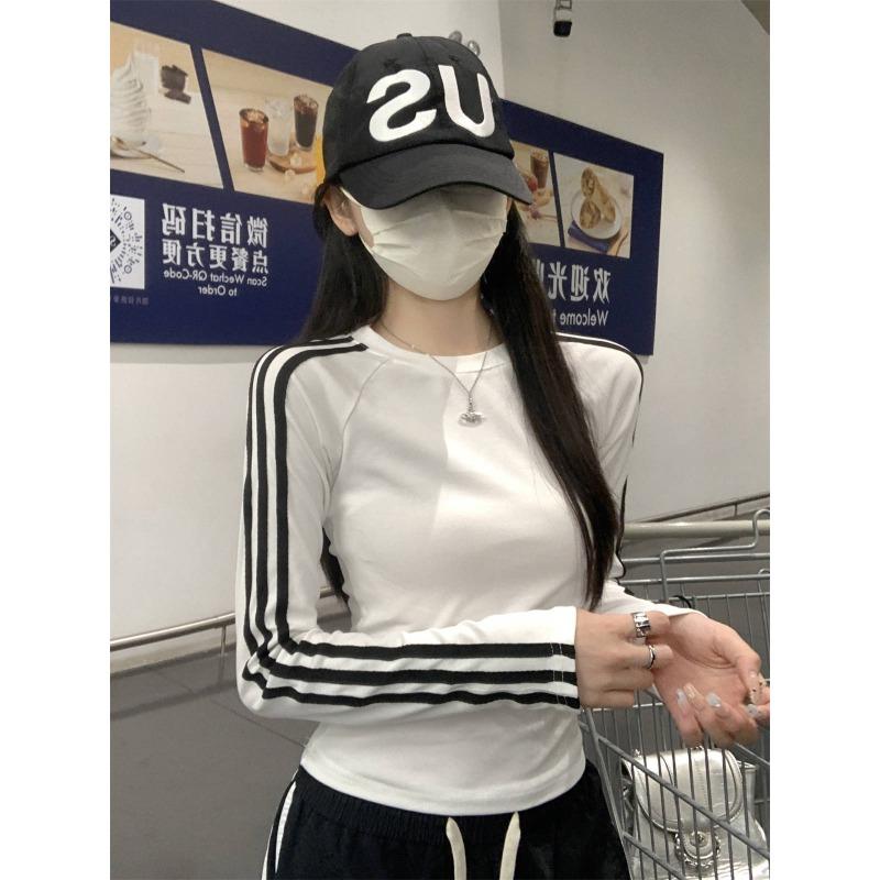 Design Sense Bar Slim Bottom Shirt Female Spice Girl Wind Straight Shoulder Skinny Top Spring Long Sleeve T-Shirt Inside