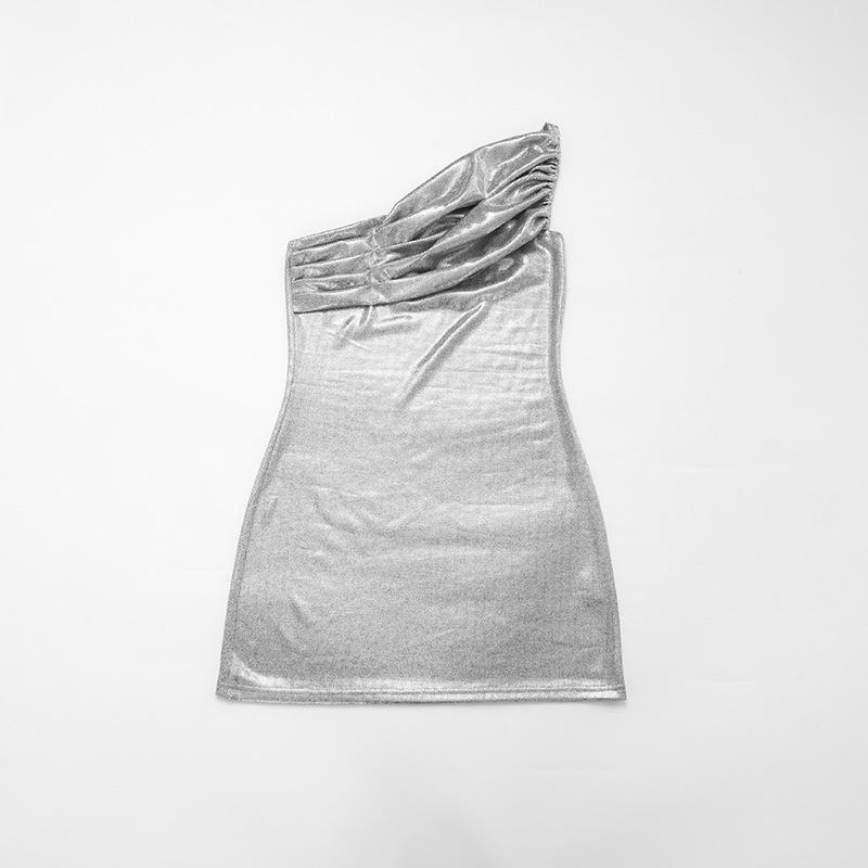 Q25DS459 Women's Sleek Spring One-Shoulder Asymmetrical Short Dress: Solid Color, Slim-Fit, Sleeveless.